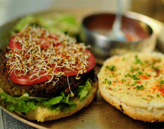 8 all-vegetarian restaurants in Mumbai that will even tempt carnivores