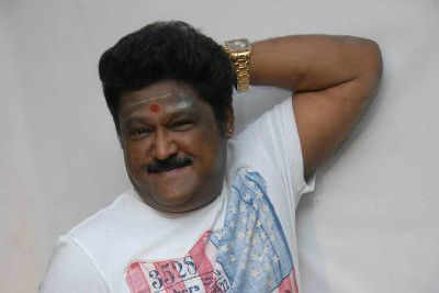 What is making Jaggesh happy these days?