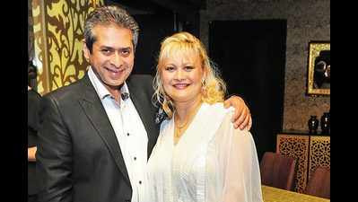 Rajan and Ala Madhu hosted launch party of Rala’s Habibi in Delhi