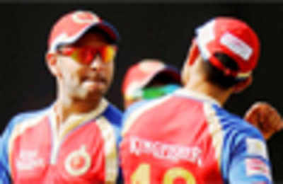 IPL 7: Dominant Royal Challengers Bangalore outplay Mumbai Indians by 7 wickets