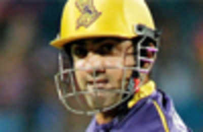 Uthappa, Pandey steer KKR to challenging 166/5 against DD