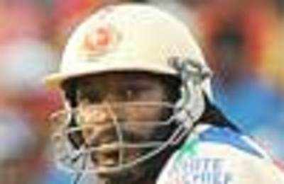 Will Chris Gayle join RCB party tonight?