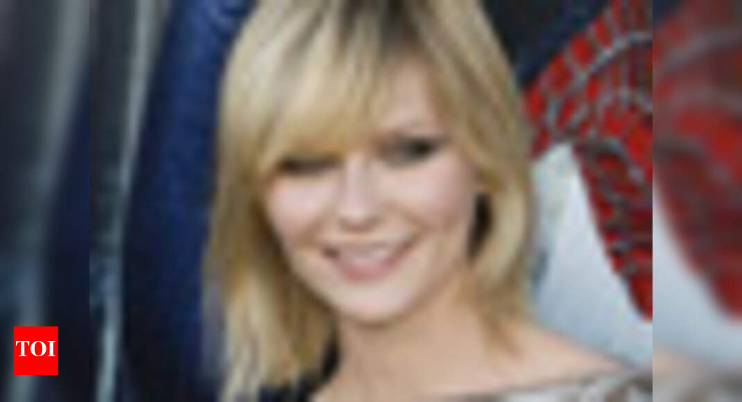 Kirsten Dunst dating rocker? | English Movie News - Times of India