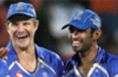 IPL 7: Rajasthan Royals elect to bowl against RCB