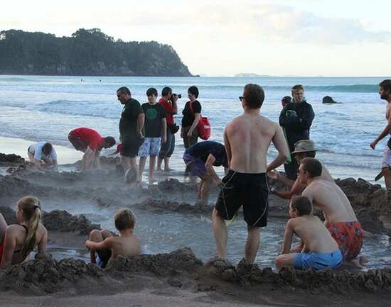 New Zealand&rsquo;s Hot Water Beach
