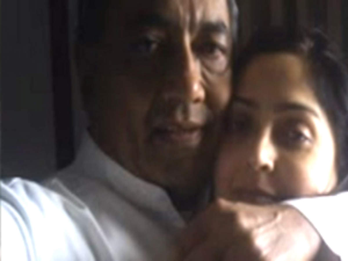 Not coward like Modi: Digvijaya on affair with Amrita Rai