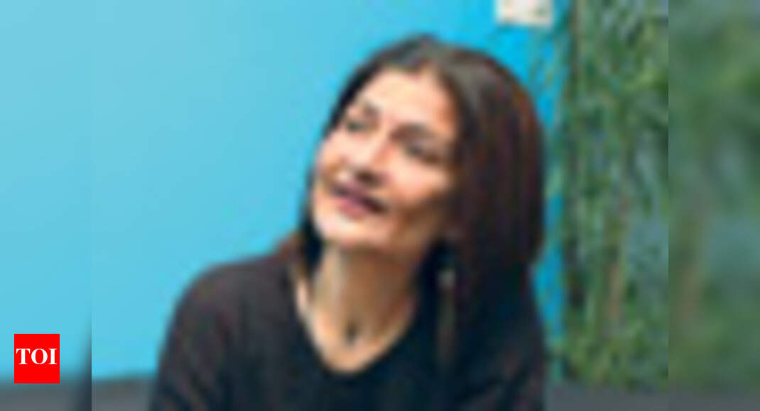 Children: Sarika plays games | Hindi Movie News - Times of India