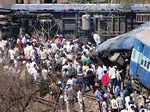 Many feared dead after train derails in Maharashtra