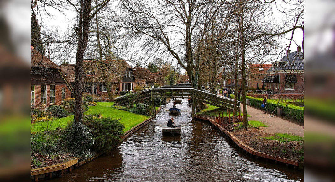 Giethoorn: The village without roads Times of Travel