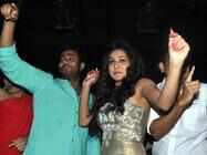 When Raj and Mimi close-danced to Baby Doll