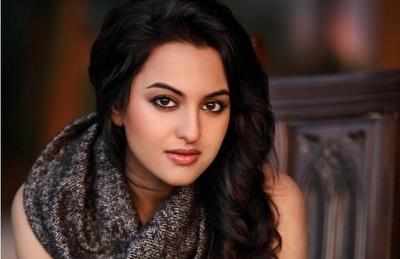 Sonakshi wraps up first schedule with Rajinikanth | Tamil Movie News ...