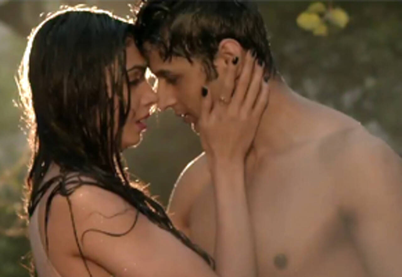 Kuku Mathur Ki Jhand Ho Gayi: Tarzan song