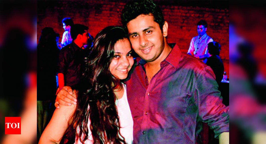 Ayush Tripathi Organises A Party For Friends At A Local Venue In Kanpur Events Movie News