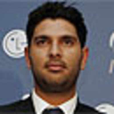 Yuvi 'appeals' against garbage dumping