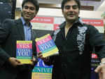 Arbaaz unveils Vikrant Mahajan's book