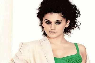 Taapsee turns flirty in deo ad