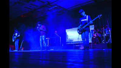 A city-based band, Bandishein performs at Rabindra Utsav in Bhopal