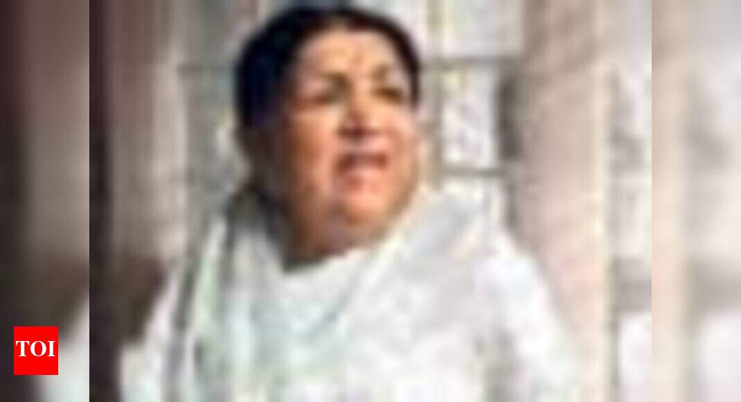 ‘I feel strange cutting cakes’ Hindi Movie News Times of India