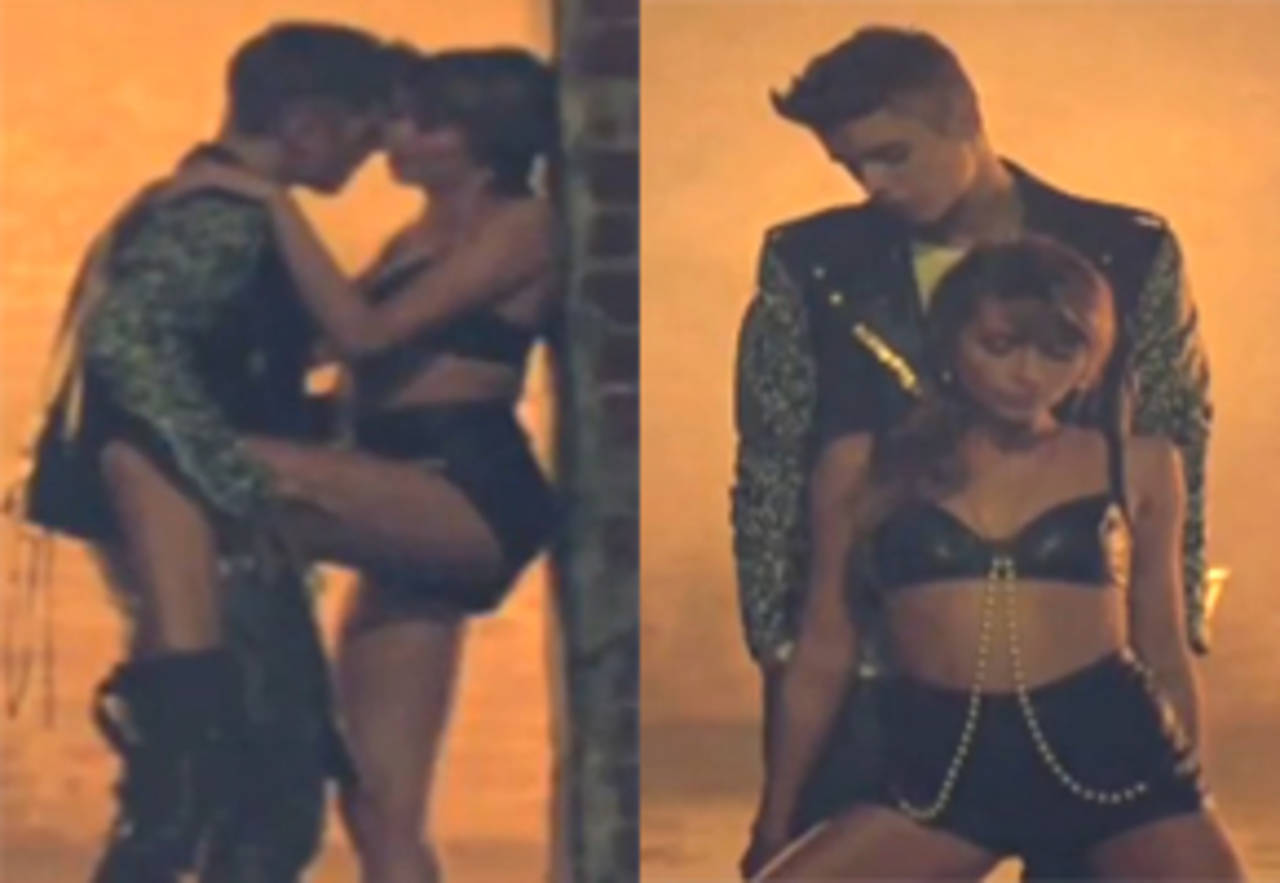 Paris Hilton gave Justin Bieber a lap dance!