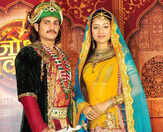 Paridhi refuses to lock lips with Rajat!