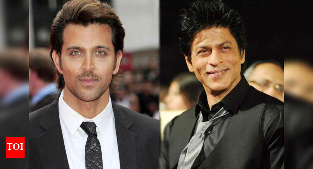 Ритик рошан кхан. SRK Hrithik. Ритик Рошан и Шахрукх Кхан. Ритик Рошан и Шахрукх Кхан и в печали и в радости. Шахрукх Кхан, Ритик Рошан и фара Кхан