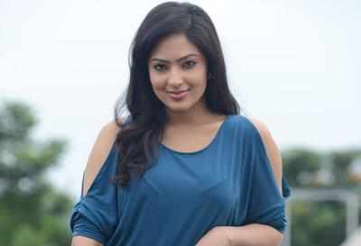 What's the fight between Nakul and Nikesha?