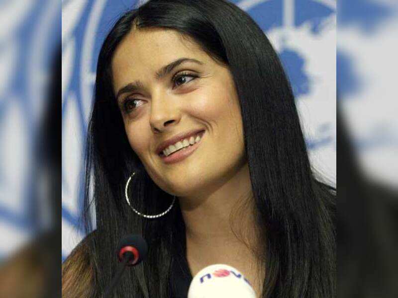 salma hayek dusk till dawn boobs salma hayek dusk till dawn boobs