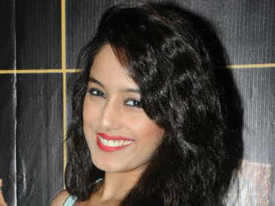 Thankfully, there is no rona-dhona for me now: Srishty Rode