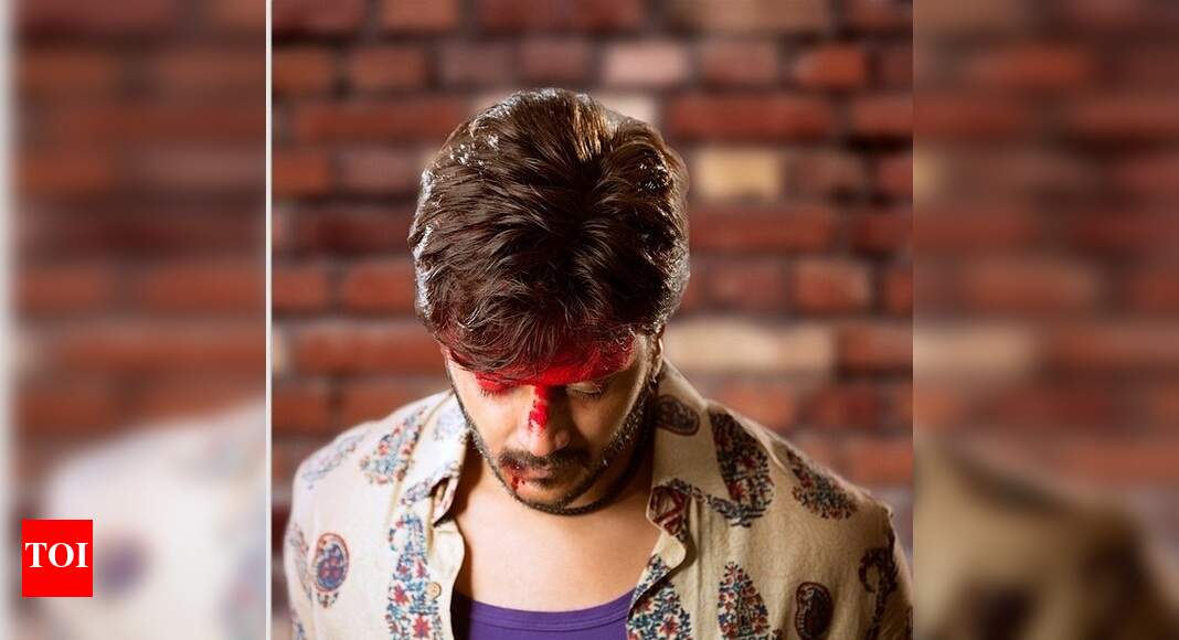 FIRST LOOK: Riteish's tapori avatar | Marathi Movie News - Times of India