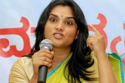 Is Ramya celebrating her defeat in Lok Sabha polls?