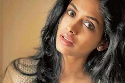 Chakravyuh actress Anjali Patil to play leading role in 'Finding Fanny Fernandes'