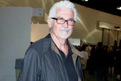 James Brolin to play Tina Fey's father in 'The Nest'