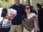 Imran Khan with his daughter and wife Avantika