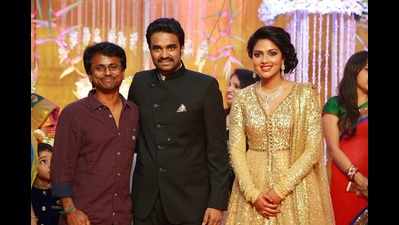 Amala Paul and Vijay at their wedding reception at Mayor Ramanathan Chettiar Hall in Chennai