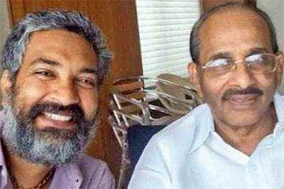 Rajamouli clicks a selfie with his father