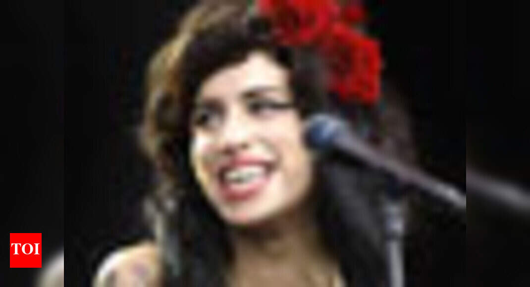 Amy Winehouse plans a secret divorce English Movie News Times of India