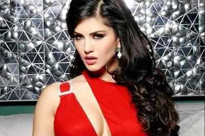 Sunny Leone asked to lose 5 kgs