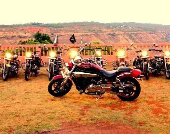 Strawberry-tinted sunsets at Mahabaleshwar