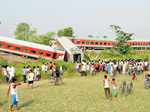 Rajdhani Express derailed near Chhapra