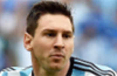 Argentina beat Nigeria 3-2 as both teams advance