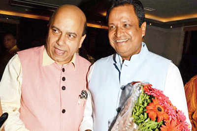 Vijay Jolly and Mukesh Gupta host a dinner for Nepali businessman Binod K Chaudhary in Delhi