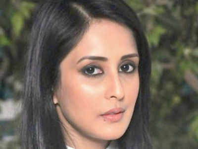 Chahat Khanna: Pretty girls end up as vamps in TV soaps
