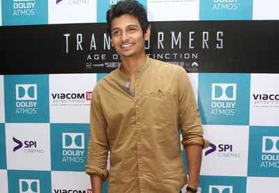 Jiiva and Sivakarthikeyan were spotted at the premiere of Transformers at Sathyam Cinemas in Chennai