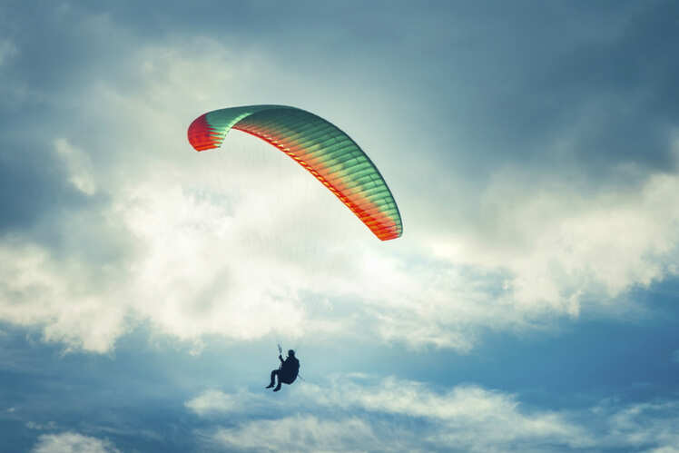 Paragliding in Manali