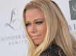 
Kendra Wilkinson spotted without wedding ring
