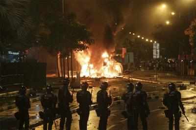 Indian gets 30 months in jail for Little India riot