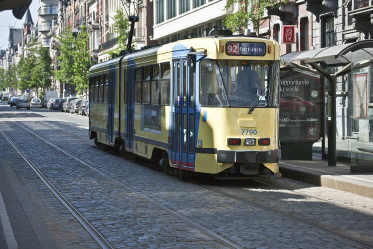 Coast tram