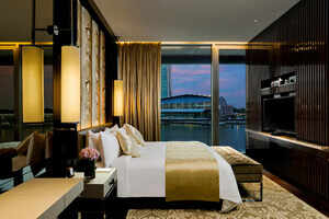 The Fullerton Bay