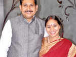 Col AK Singh and Sudesh's 50th wedding anniv.
