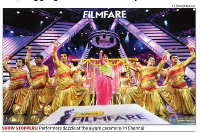 A starry Filmfare Awards show